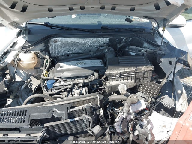 WVGAV7AX7GW533055 Volkswagen TIGUAN SE