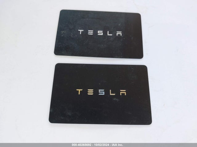 2024 TESLA MODEL Y 7SAYGDEE0RA280527 Photo 10