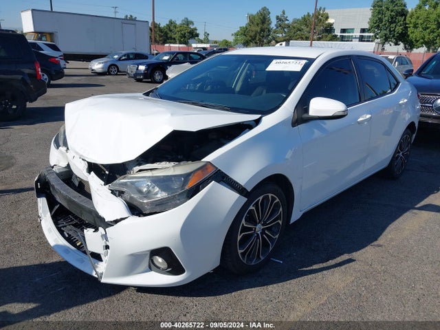 Toyota Corolla S Plus 2015 5YFBURHE0FP200425 Image 2