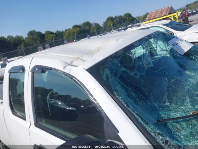 2013 CHEVROLET SILVERADO 1500 1GCRKPE79DZ181116 Photo 5