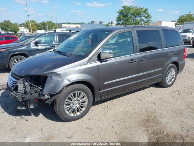 2015 CHRYSLER TOWN & COUNTRY 2C4RC1CG0FR539763 Photo 1