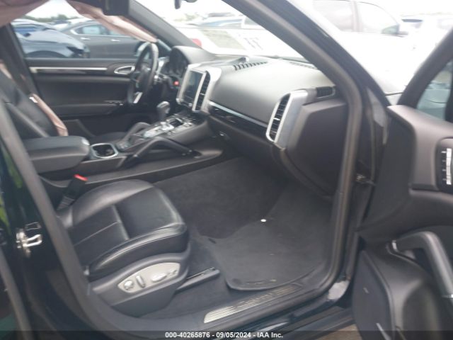 WP1AA2A25JKA00612 Porsche Cayenne