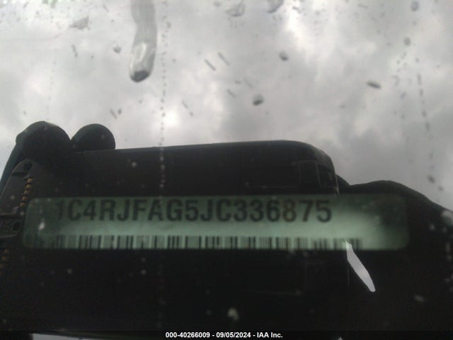 1C4RJFAG5JC336875 Jeep Grand Cherokee Altitude 4x4