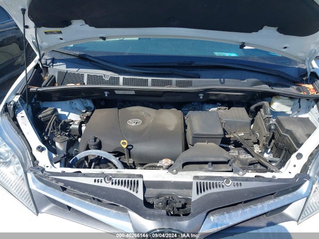 5TDYZ3DC1LS082949 Toyota SIENNA XLE