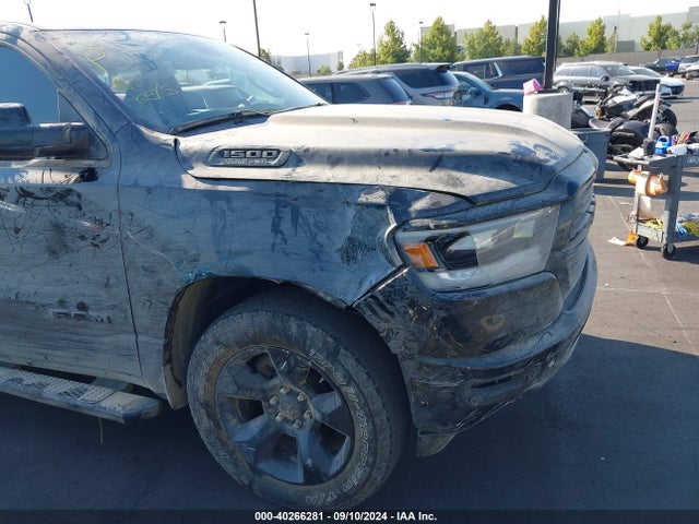 1C6RREFT4KN770694 RAM 1500 Big Horn/lone Star  4x2 5'7 Box