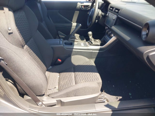Toyota GR86 2023 JF1ZNBC16P8762663 Image 5