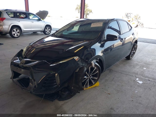 Toyota COROLLA SE 2017 5YFBURHE0HP708249 Image 2