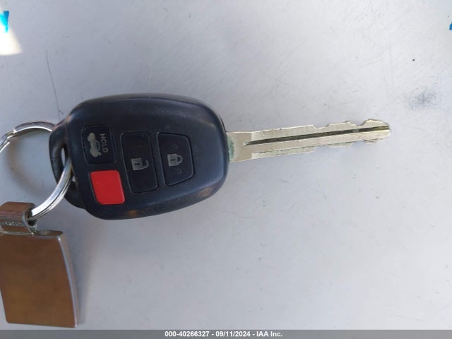 Toyota COROLLA LE 2017 5YFBURHE3HP627956 Image 11