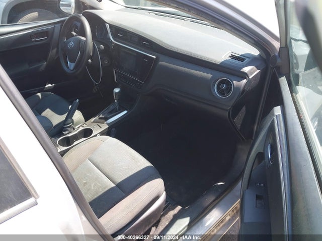 Toyota COROLLA LE 2017 5YFBURHE3HP627956 Image 5