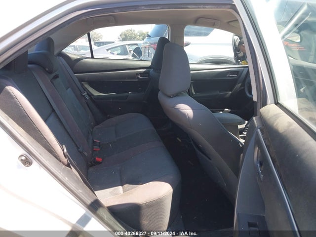 Toyota COROLLA LE 2017 5YFBURHE3HP627956 Image 8