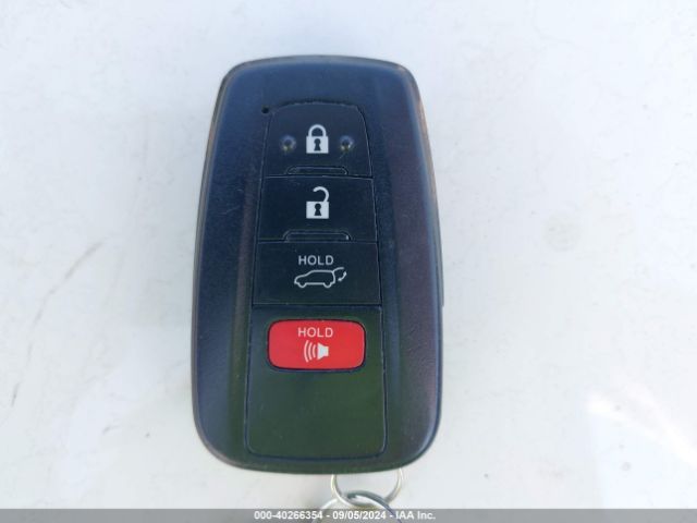 JTMA1RFV4KD012639 Toyota Rav4 Xle Premium