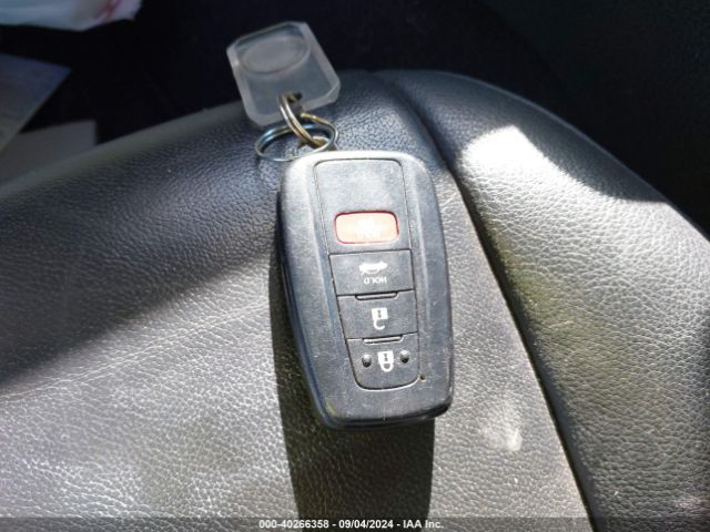 4T1B21HK9KU513155 Toyota Camry Hybrid Xle