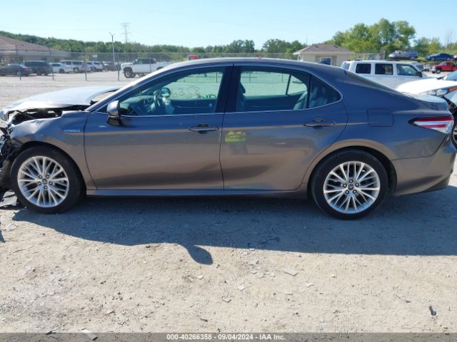 4T1B21HK9KU513155 Toyota Camry Hybrid Xle