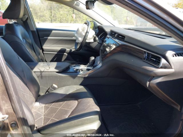 4T1B21HK9KU513155 Toyota Camry Hybrid Xle