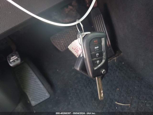 Toyota CAMRY LE 2024 4T1C11AK4RU846200 Image 11