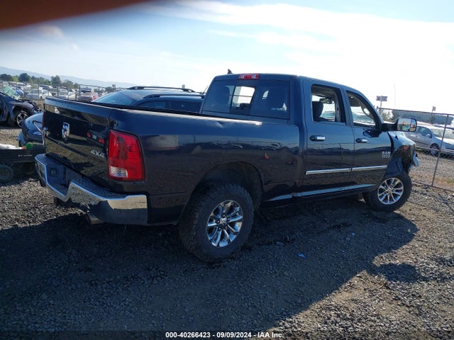 1C6RR7TT6JS186376 RAM 1500 Big Horn  4x4 6'4 Box