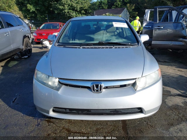 Aukcja sprzedaży 2008 Honda Civic Sdn Lx, vin: 2HGFA16558H318382, numer aukcji: 40266448