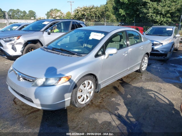 Aukcja sprzedaży 2008 Honda Civic Sdn Lx, vin: 2HGFA16558H318382, numer aukcji: 40266448
