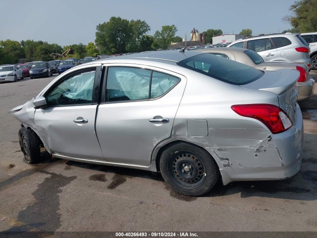 3N1CN7AP1GL848651 Nissan Versa 1.6 Sv