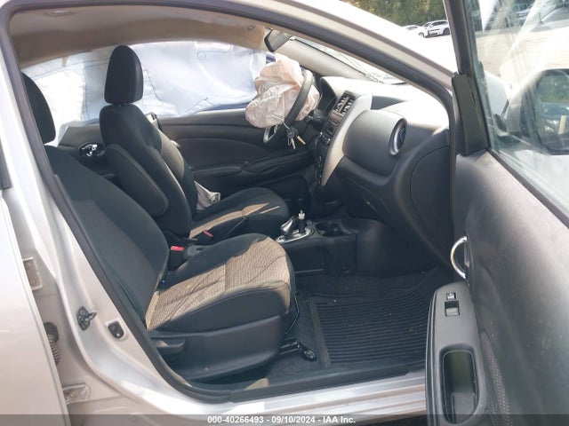 3N1CN7AP1GL848651 Nissan Versa 1.6 Sv