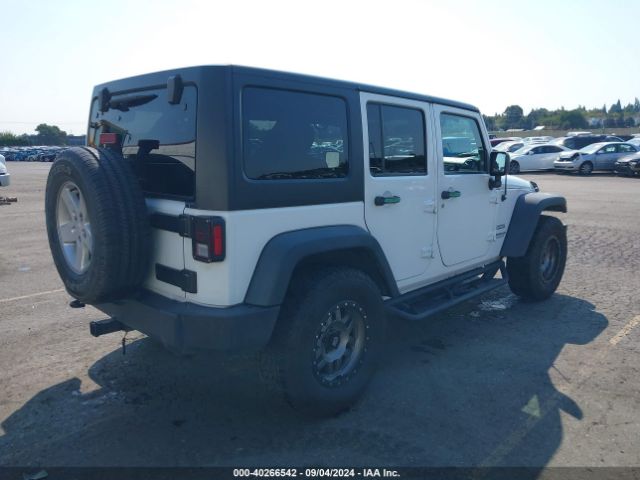 1C4BJWDG2FL521373 Jeep Wrangler Unlimited Sport
