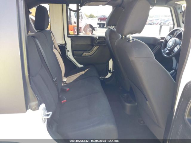 1C4BJWDG2FL521373 Jeep Wrangler Unlimited Sport