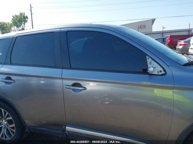 JA4AD2A36HZ068172 Mitsubishi Outlander Es