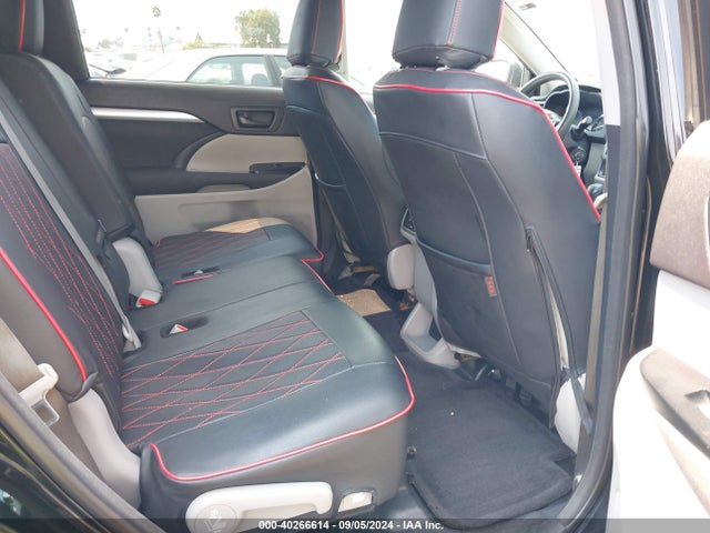 Toyota Highlander Le 2014 5TDZARFHXES008388 Image 8