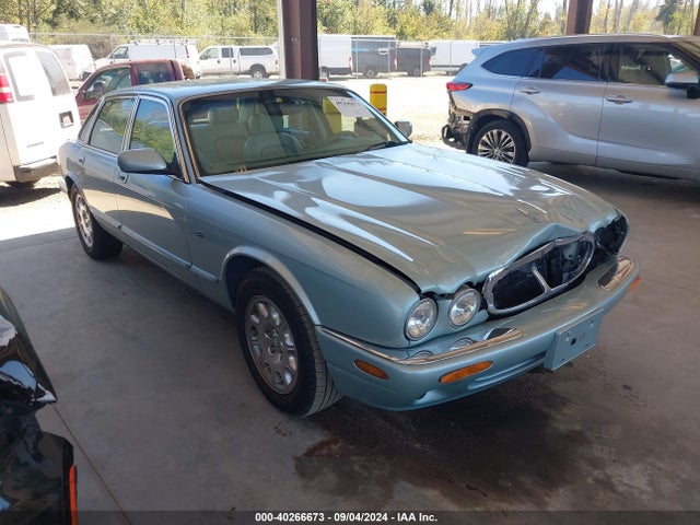 2002 JAGUAR XJ8 SAJDA14C22LF41971 Photo 0