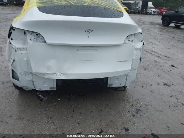 2021 TESLA MODEL Y 5YJYGDEEXMF125332 Photo 5