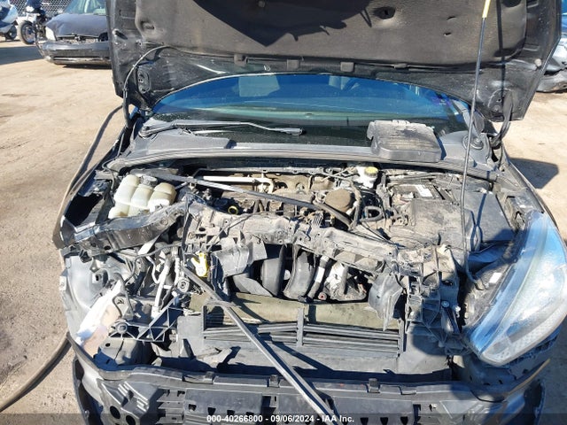 Ford FOCUS SE 2016 1FADP3K21GL269569 Image 10