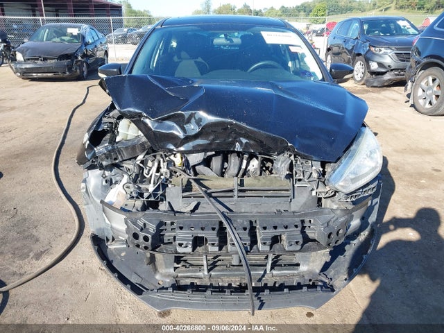 Ford FOCUS SE 2016 1FADP3K21GL269569 Image 6