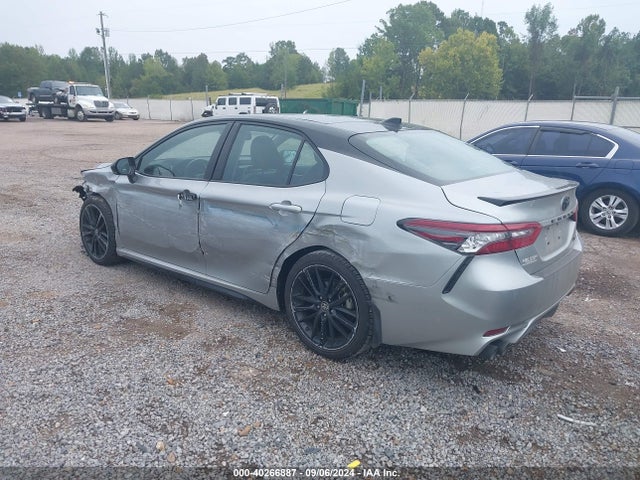 Toyota CAMRY XSE 2022 4T1K61AK5NU068500 Image 3