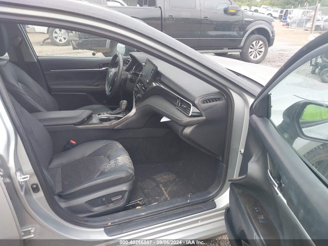 Toyota CAMRY XSE 2022 4T1K61AK5NU068500 Image 5