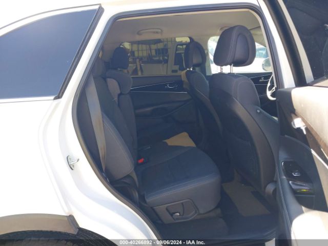 5XYPG4A57HG219541 KIA Sorento 3.3l Lx