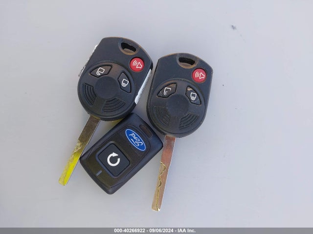 Ford ESCAPE SE 2018 1FMCU9GD5JUD48932 Image 11