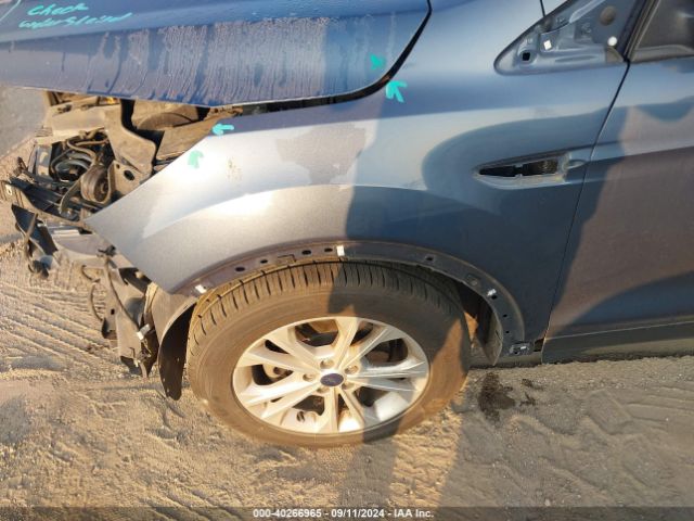 1FMCU0GD2JUB40731 Ford ESCAPE SE