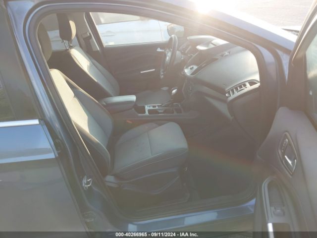 1FMCU0GD2JUB40731 Ford ESCAPE SE