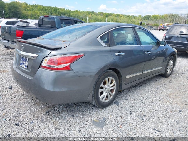 Nissan Altima 2.5 S 2015 1N4AL3AP2FC142985 Image 4