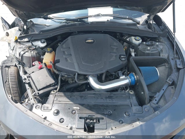 Chevrolet Camaro 2lt 2018 1G1FD1RS9J0105560 Image 10