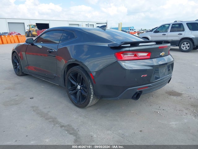Chevrolet Camaro 2lt 2018 1G1FD1RS9J0105560 Image 3