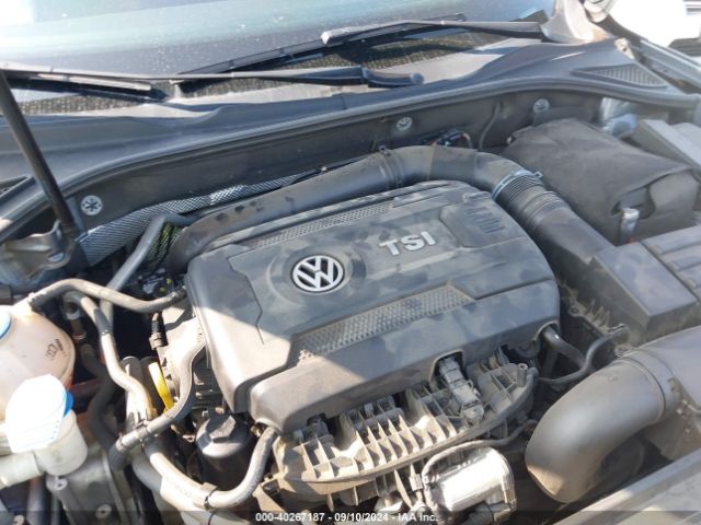 1VWAT7A37GC062532 Volkswagen Passat 1.8t R-line