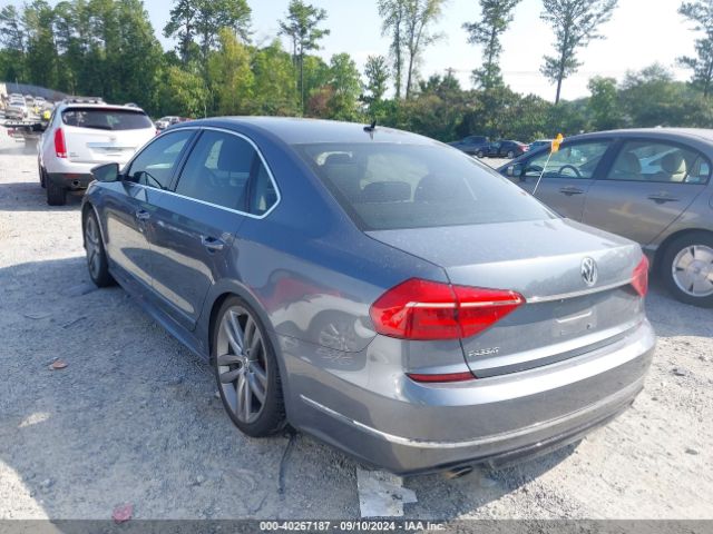 1VWAT7A37GC062532 Volkswagen Passat 1.8t R-line