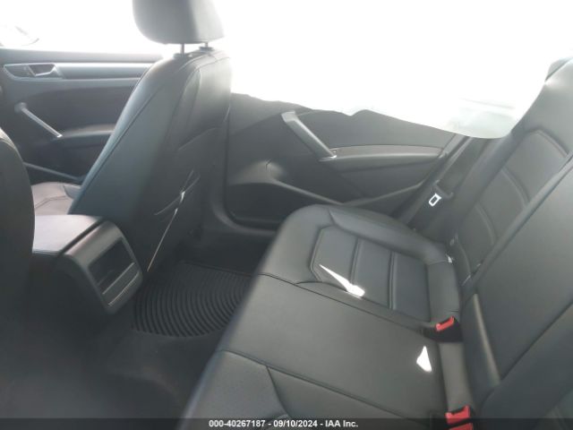 1VWAT7A37GC062532 Volkswagen Passat 1.8t R-line