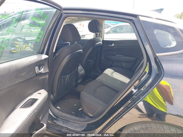 KIA Optima Lx 2016 5XXGT4L30GG100529 Image 8