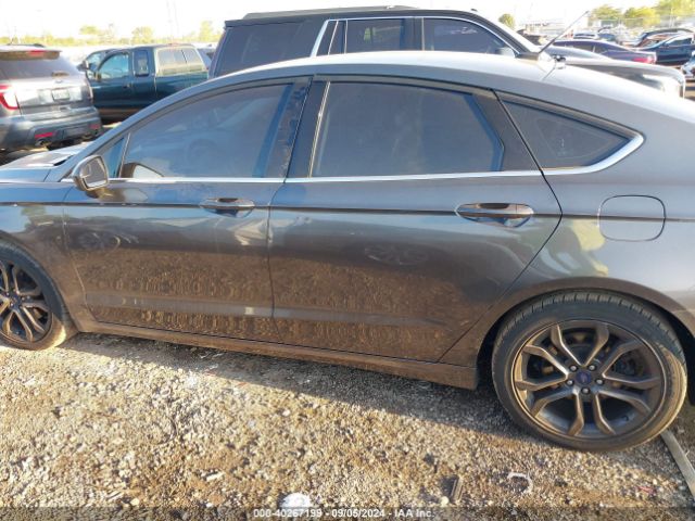 3FA6P0HD4JR202294 Ford FUSION SE