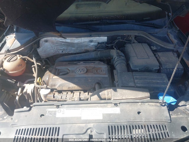 WVGAV7AXXGW501829 Volkswagen TIGUAN S
