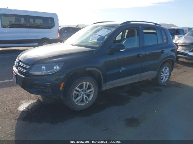 WVGAV7AXXGW501829 Volkswagen TIGUAN S