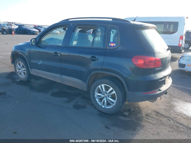 WVGAV7AXXGW501829 Volkswagen TIGUAN S