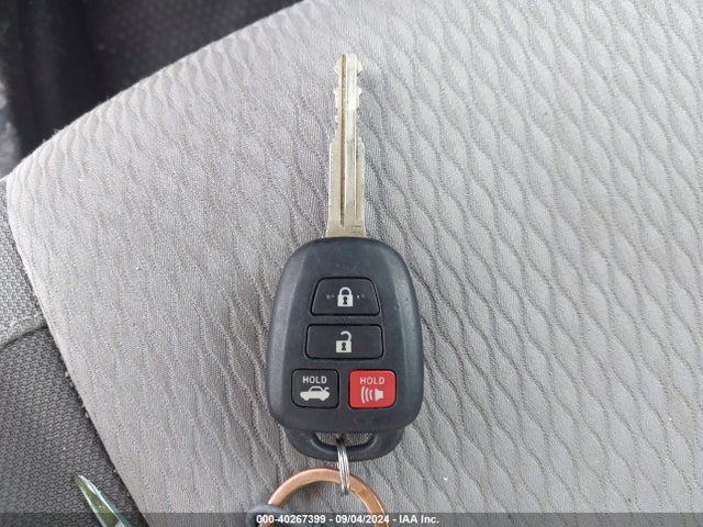 Toyota COROLLA LE 2018 5YFBURHE1JP763220 Image 11